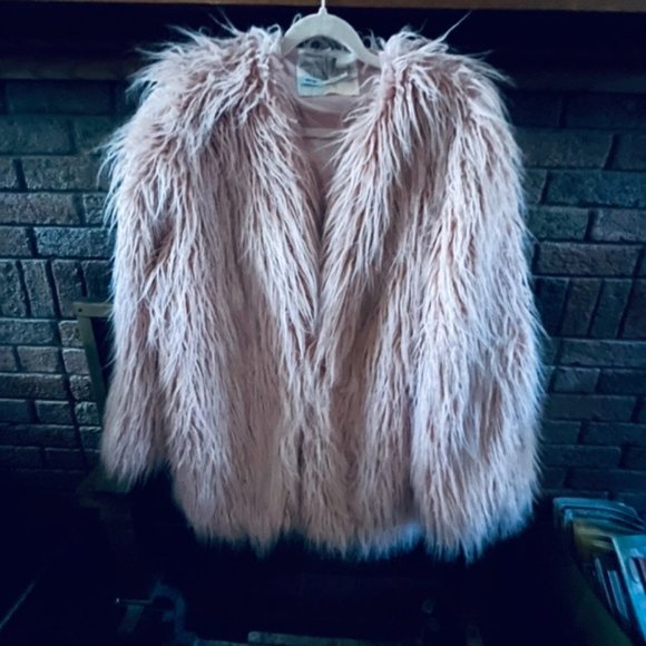 Pink/Misty Rose Faux Fur Women's Shaggy Coat - Perfect Statement Garment - Picture 1 of 8